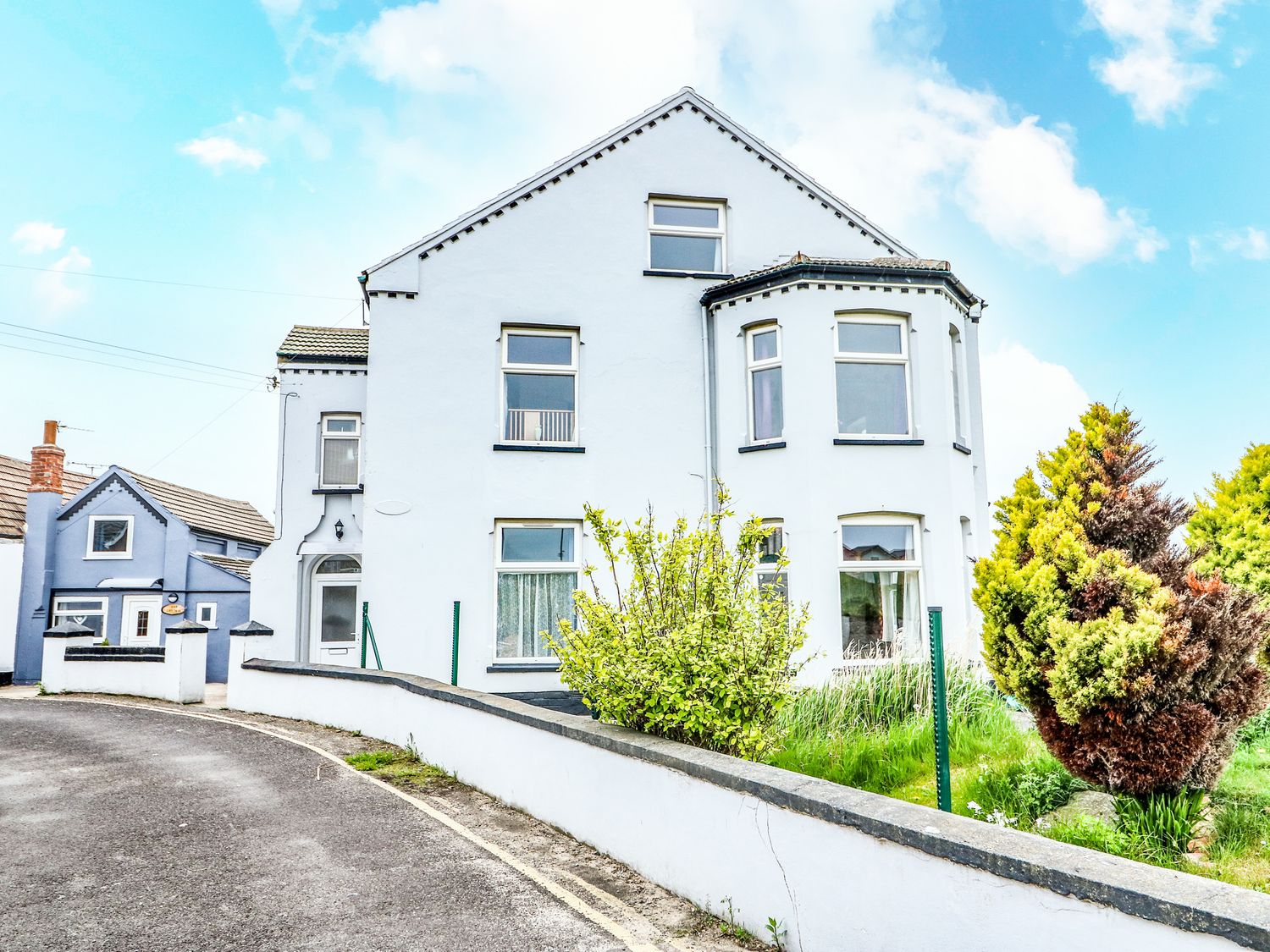 Bank House Mablethorpe East Anglia Self Catering Holiday Cottage