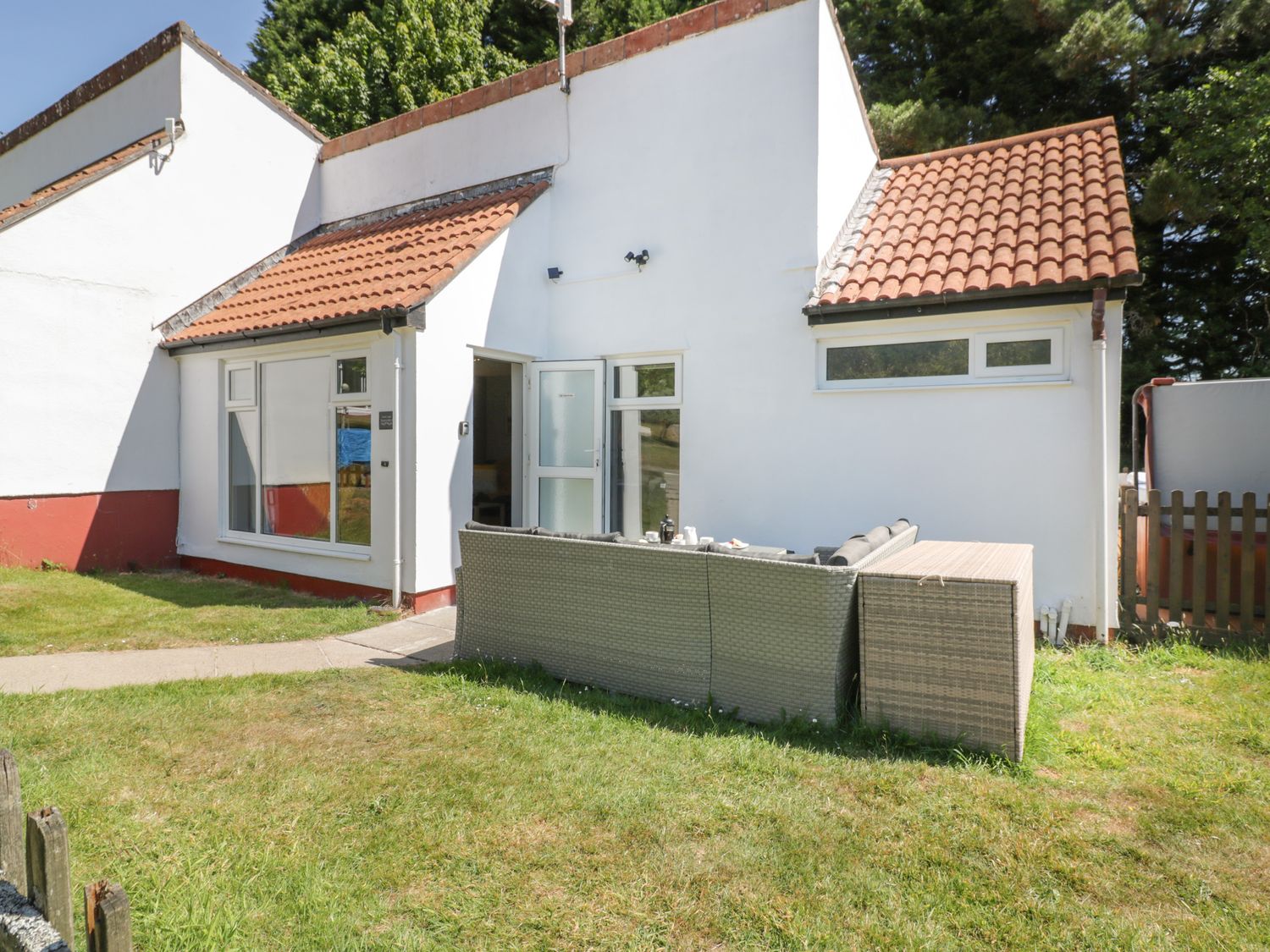 6 Manorcombe Bungalows, Callington