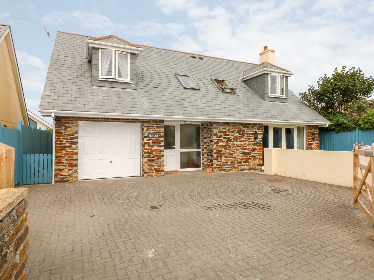 Trevose House Crantock Crantock Beach Self Catering Holiday Cottage