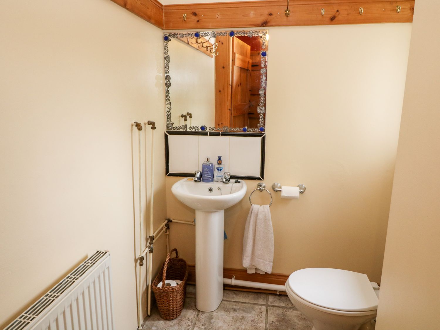 Property photo 13 of 28