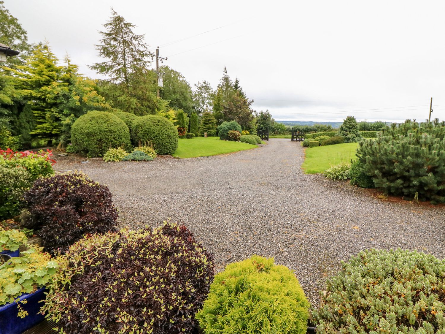 Property photo 22 of 28