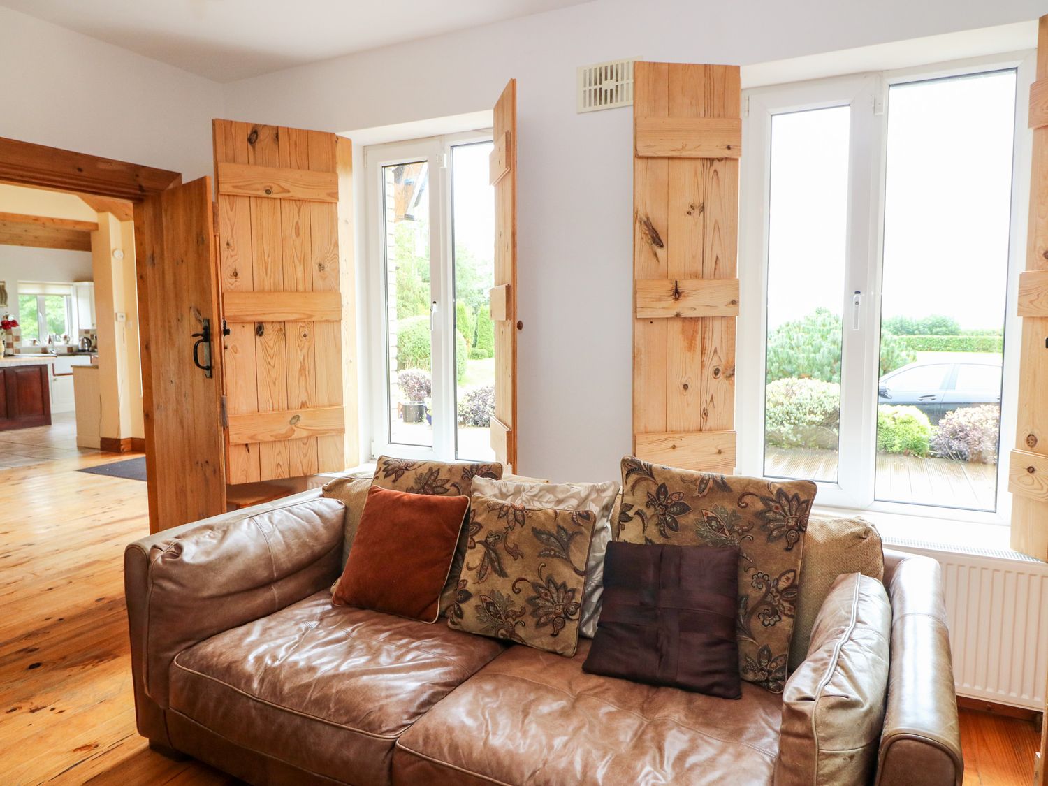 Property photo 5 of 28