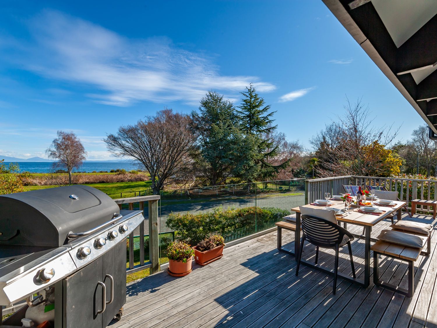 Chalet Mahuta - Five Mile Bay Holiday Home                     photo 2