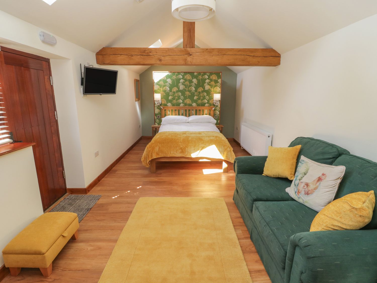 Yeomans Cottage Allerston ( Ref 1053249 ) Holiday cottage in Allerston for 2 guests