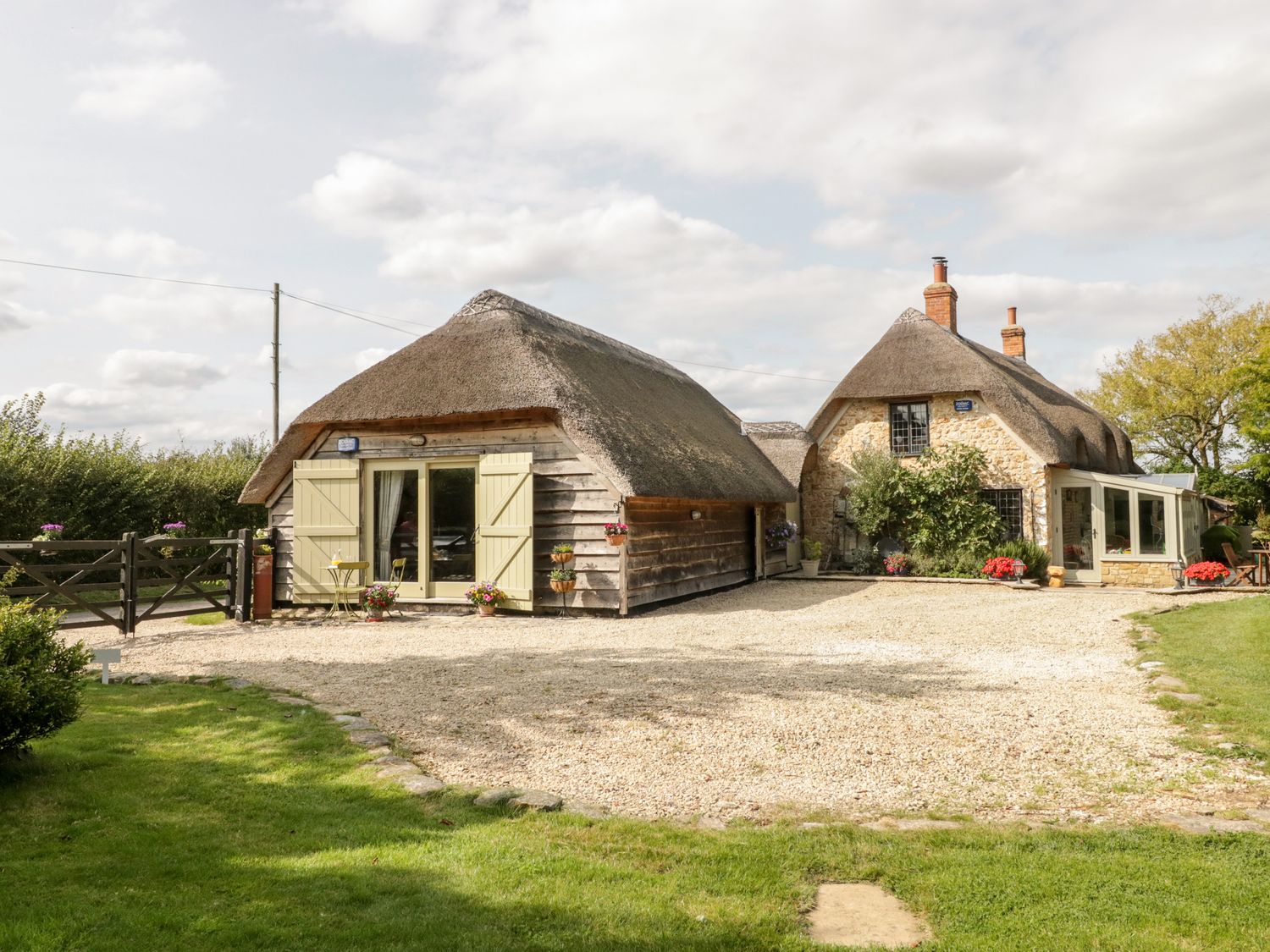The Barn at Rapps Cottage - Somerset & Wiltshire - 1054569 - photo 1