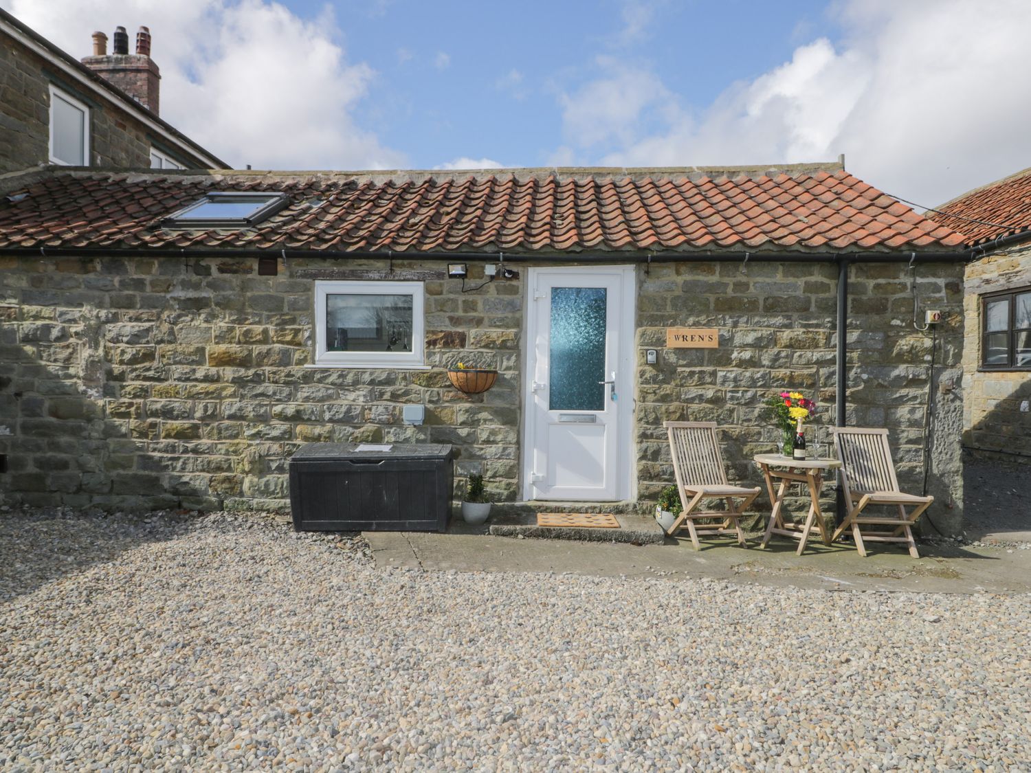Wren Staintondale Holiday Cottage ( Ref 1056519 ) Holiday cottage near Staintondale Scarborough - Accommodation sleeps 2 people