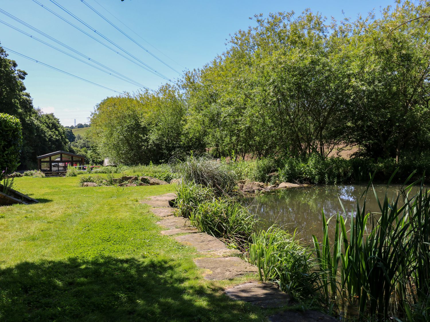 Belvedere Farm, Hipperholme