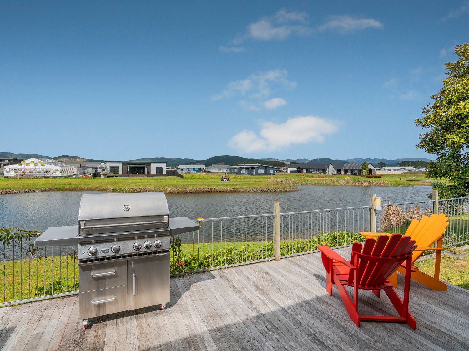 Sanctuary By The Water - Matarangi Holiday Home                     photo 31