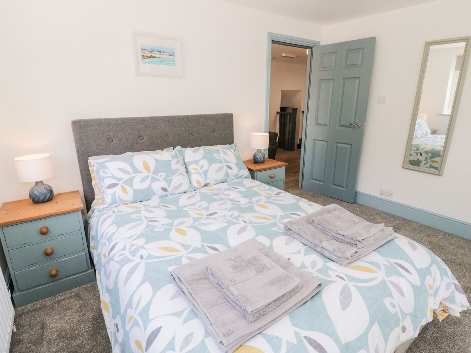 The Royal Charter Holiday Let, Moelfre
