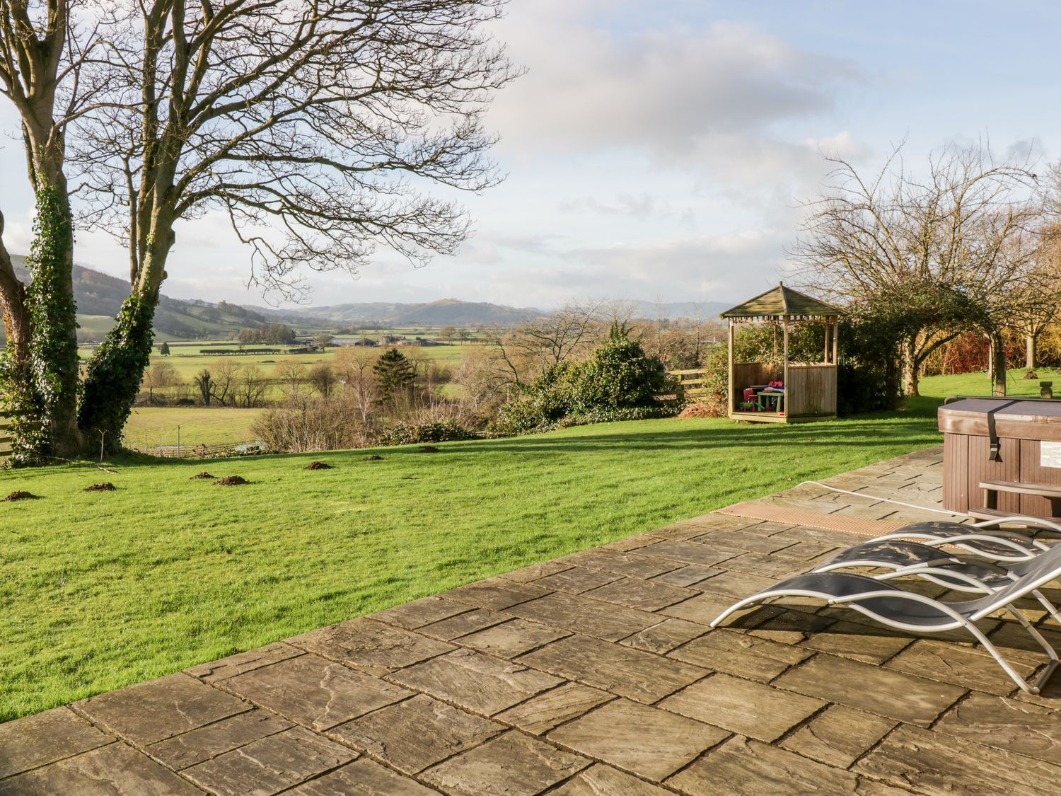 Old Rectory East, Aberhafesp