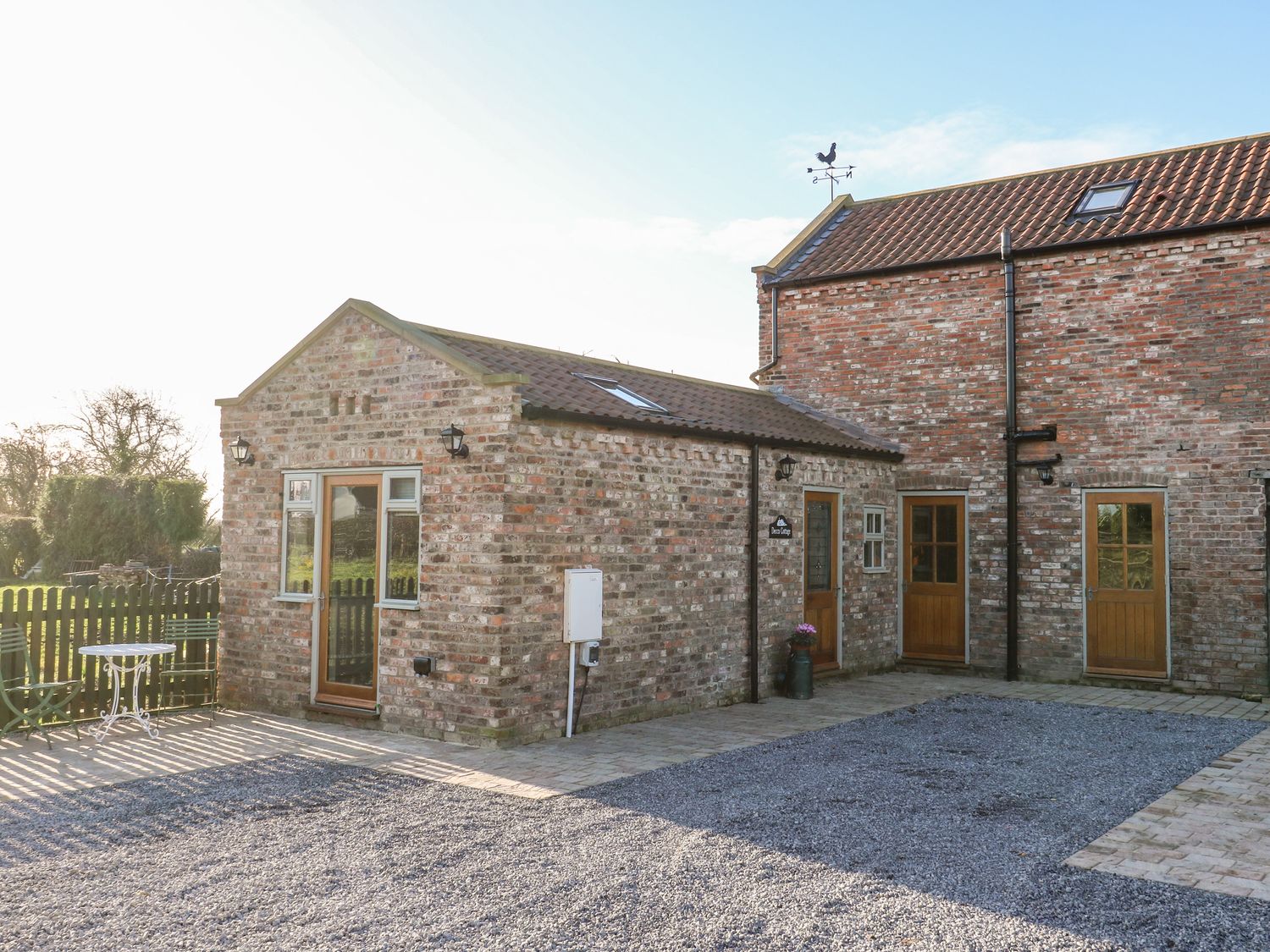 Book Decca Cottage Nidd Grange Moor Monkton Near York