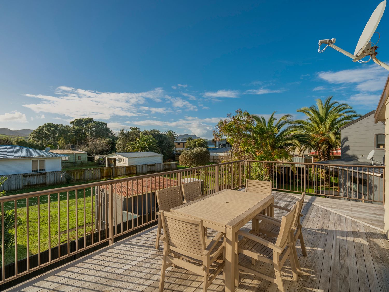 Seabreeze on Cook - Whitianga Holiday Home                     photo 2