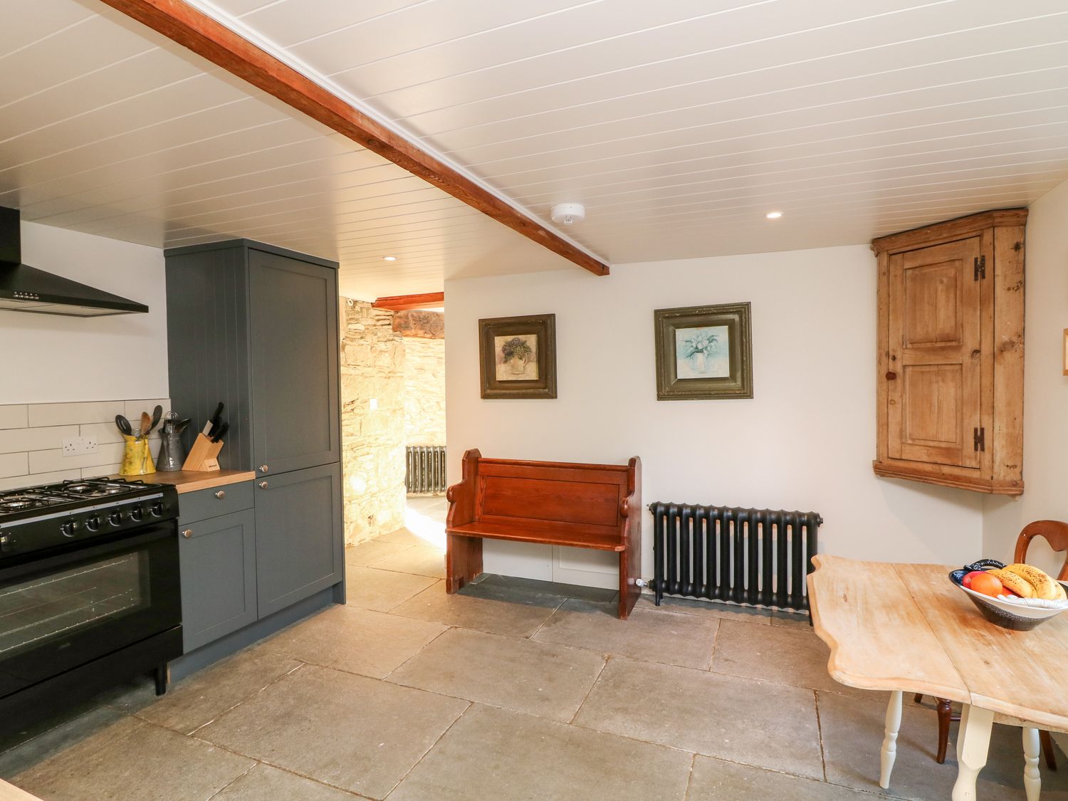 Property photo 10 of 26