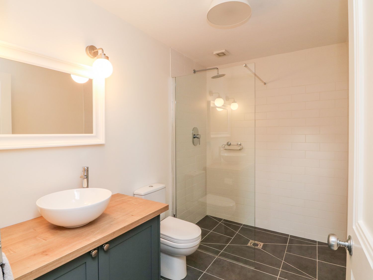 Property photo 22 of 26