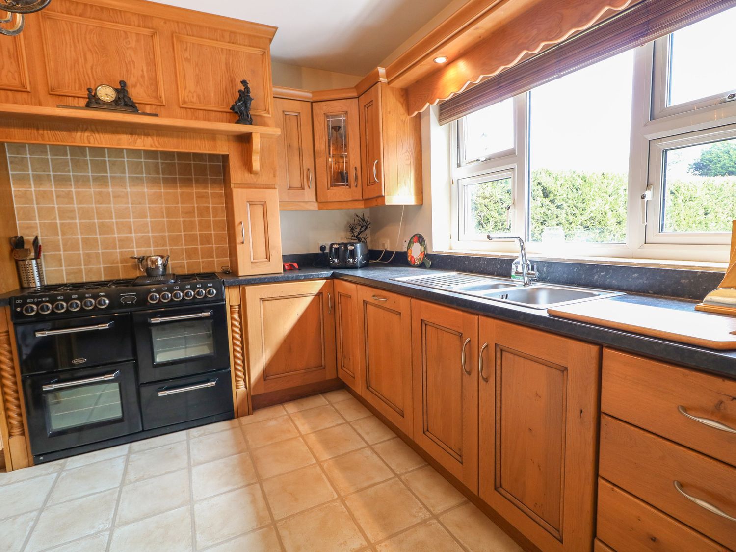 Lough Neagh Cottage, Moneymore