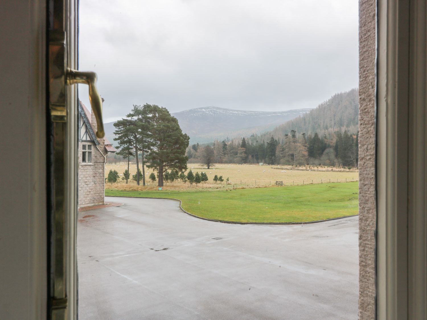 Property photo 15 of 30