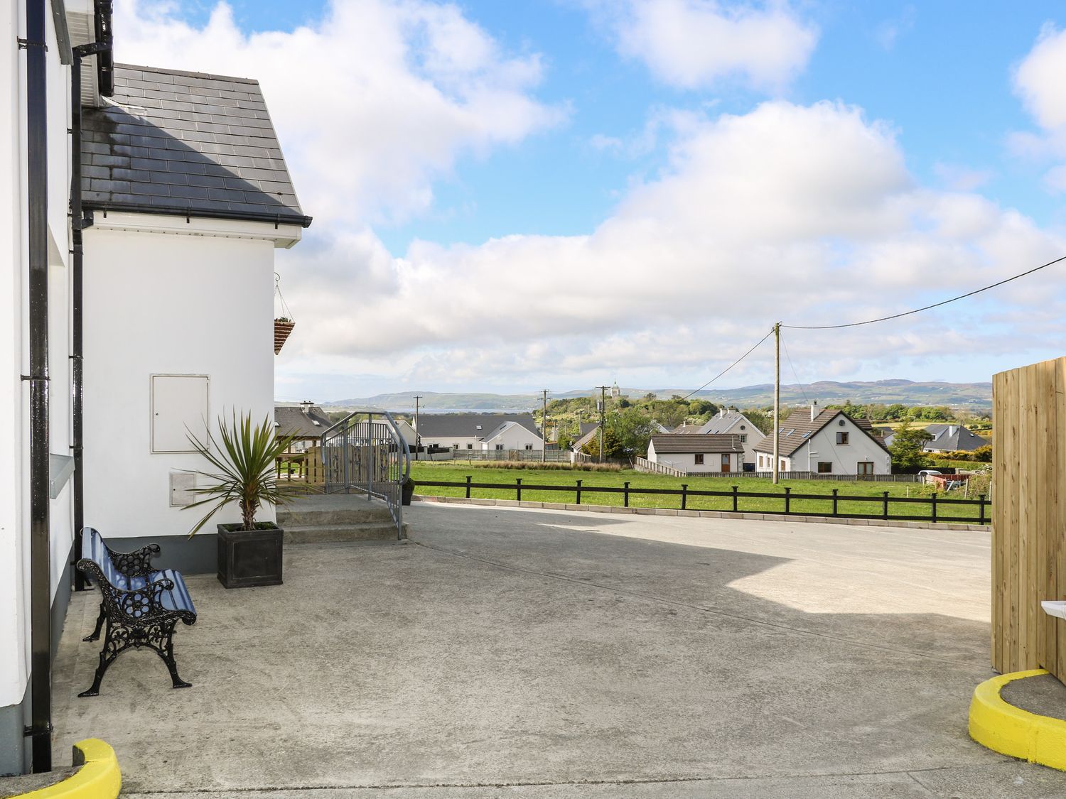Inish Way Apartment 1, Carndonagh, County Donegal