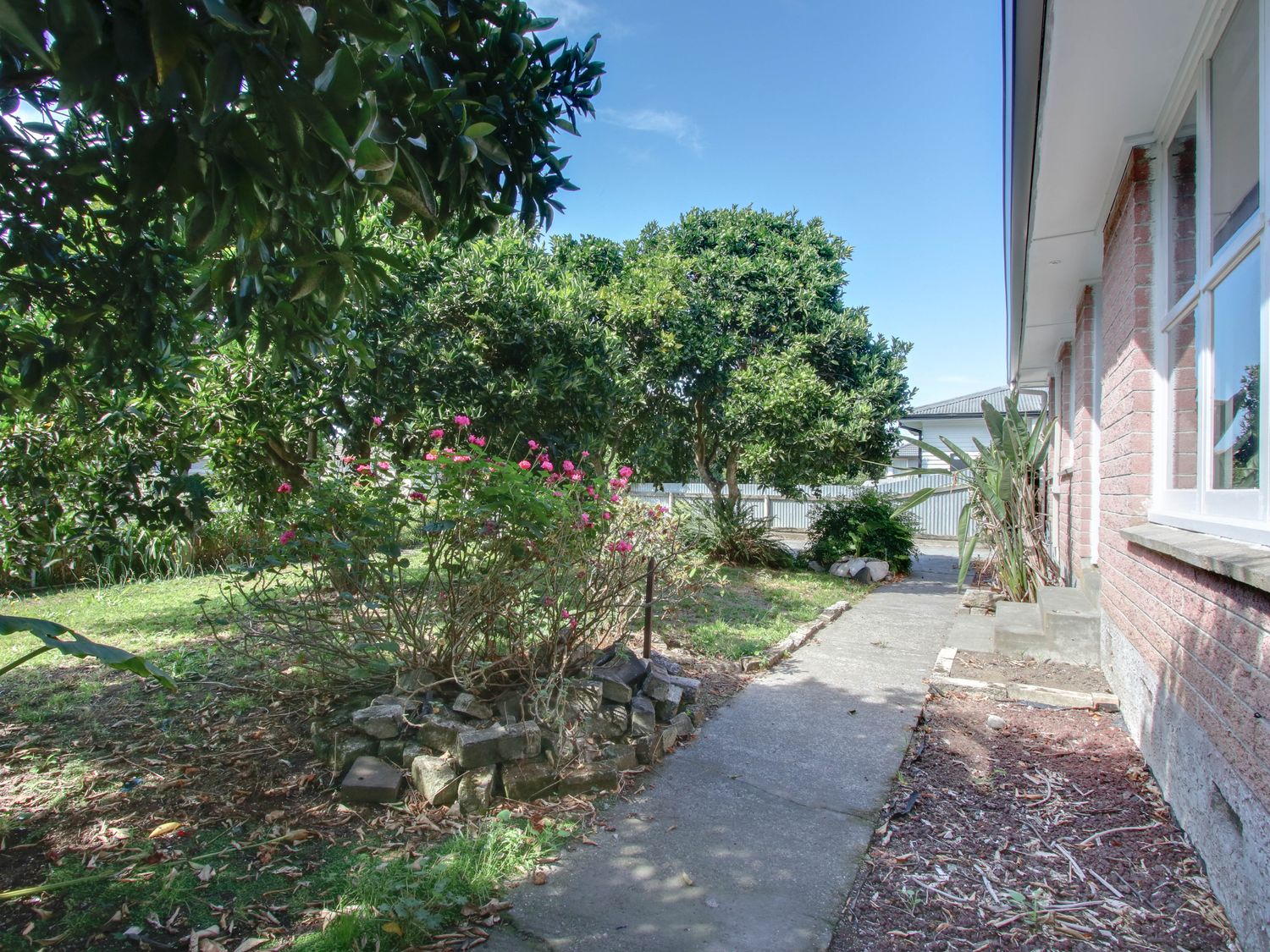 Mama and Papa's - Havelock North Holiday Home                     photo 22