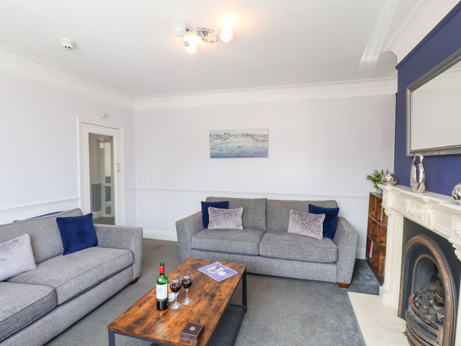 North Beach Lodge, Scarborough