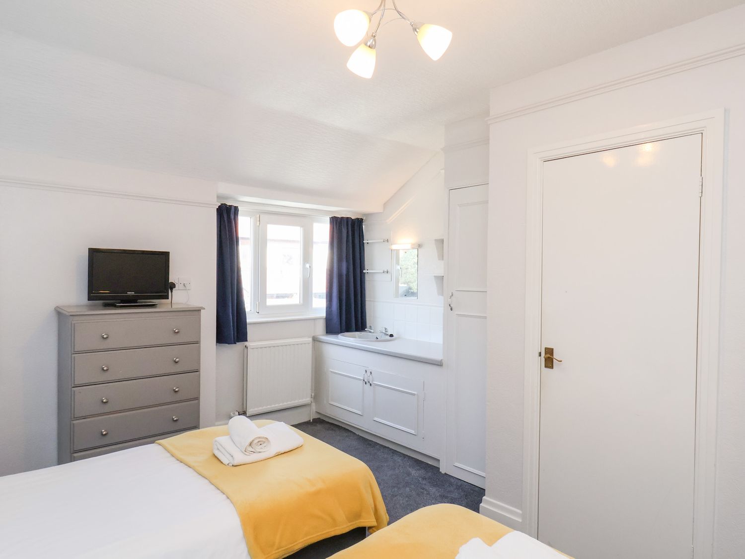 North Beach Lodge, Scarborough