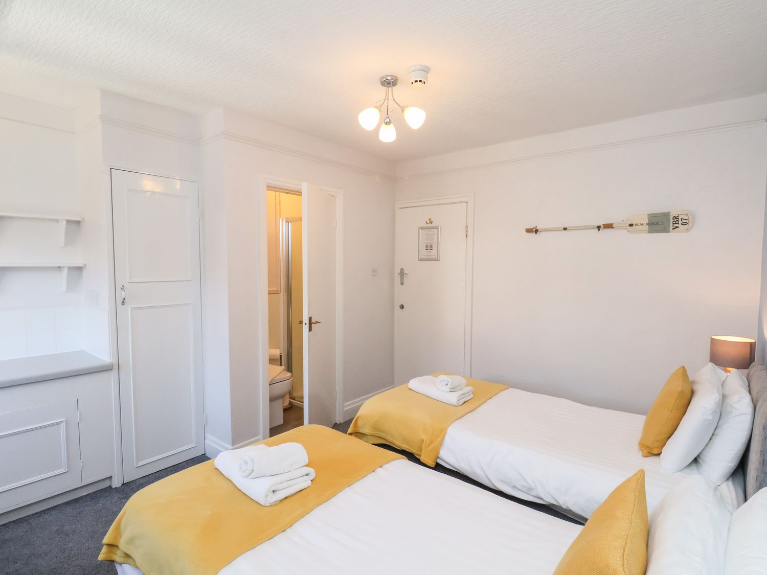 North Beach Lodge, Scarborough