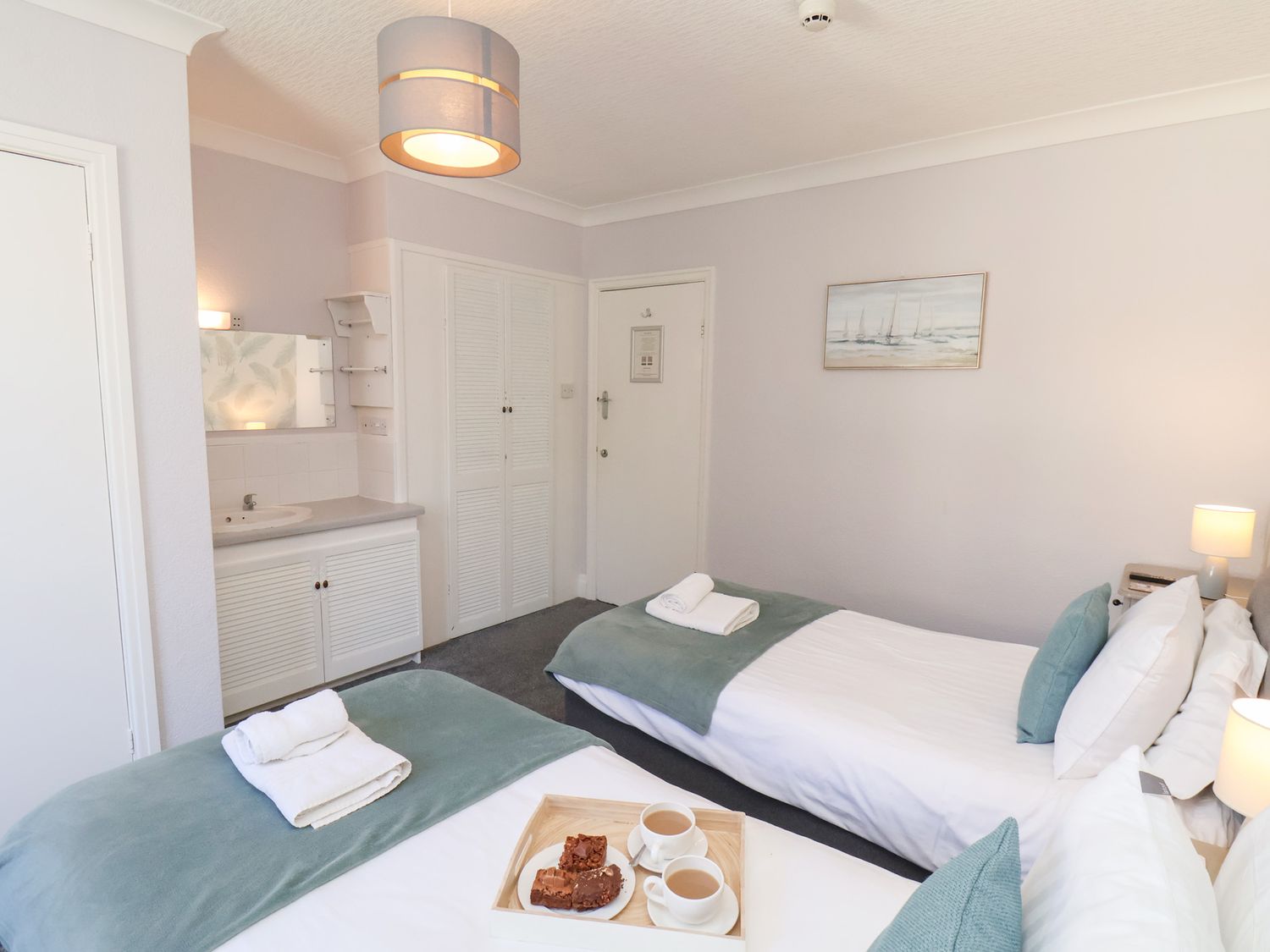 North Beach Lodge, Scarborough
