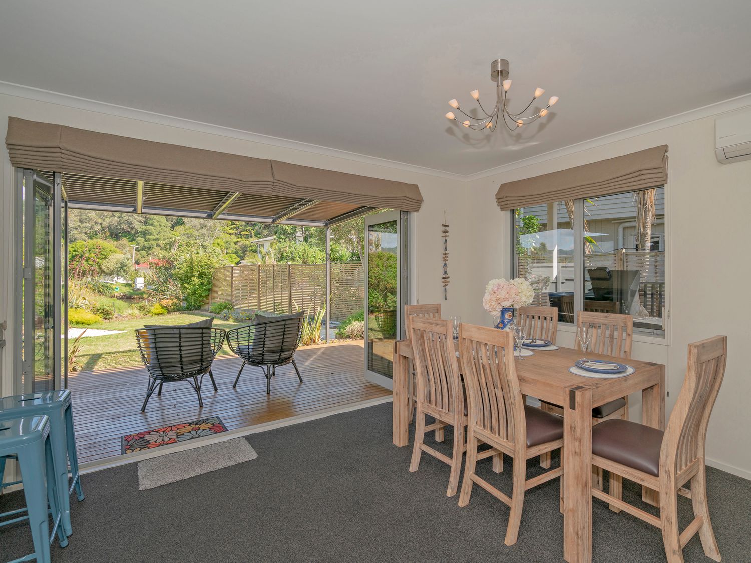 Beach on Buffalo - Whitianga Holiday Home                     photo 2