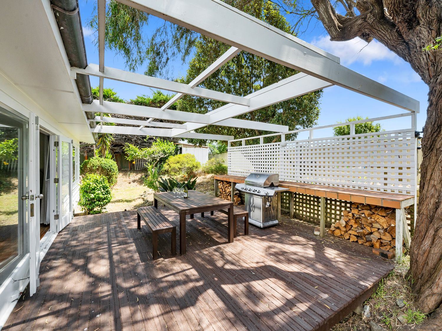 Blue Gate Cottage - Waikanae Beach Holiday Home                     photo 24