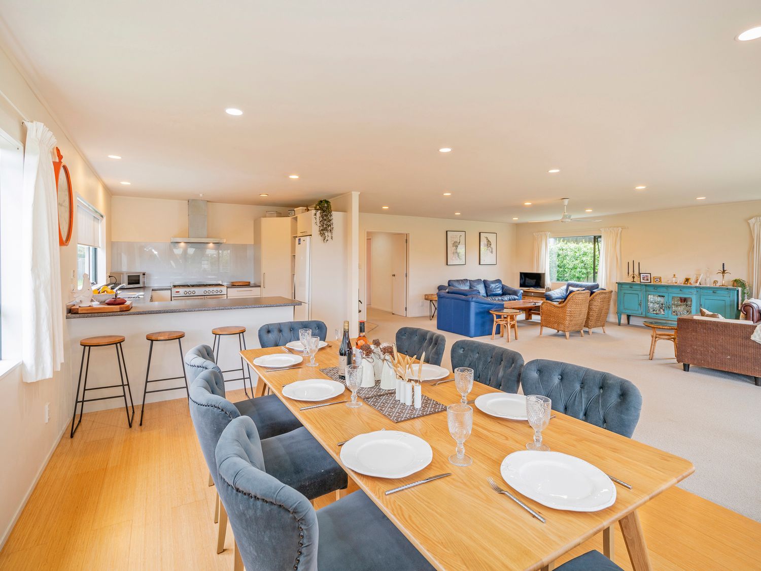 The Heart of Hahei - Hahei Holiday Home                     photo 2