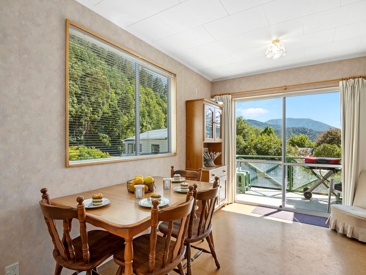 McFalls Bach - Havelock Holiday Home                     photo 2