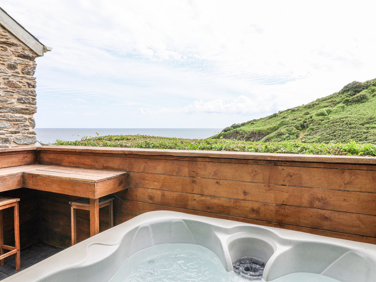 2 Cliff Cottages, Gorran Haven
