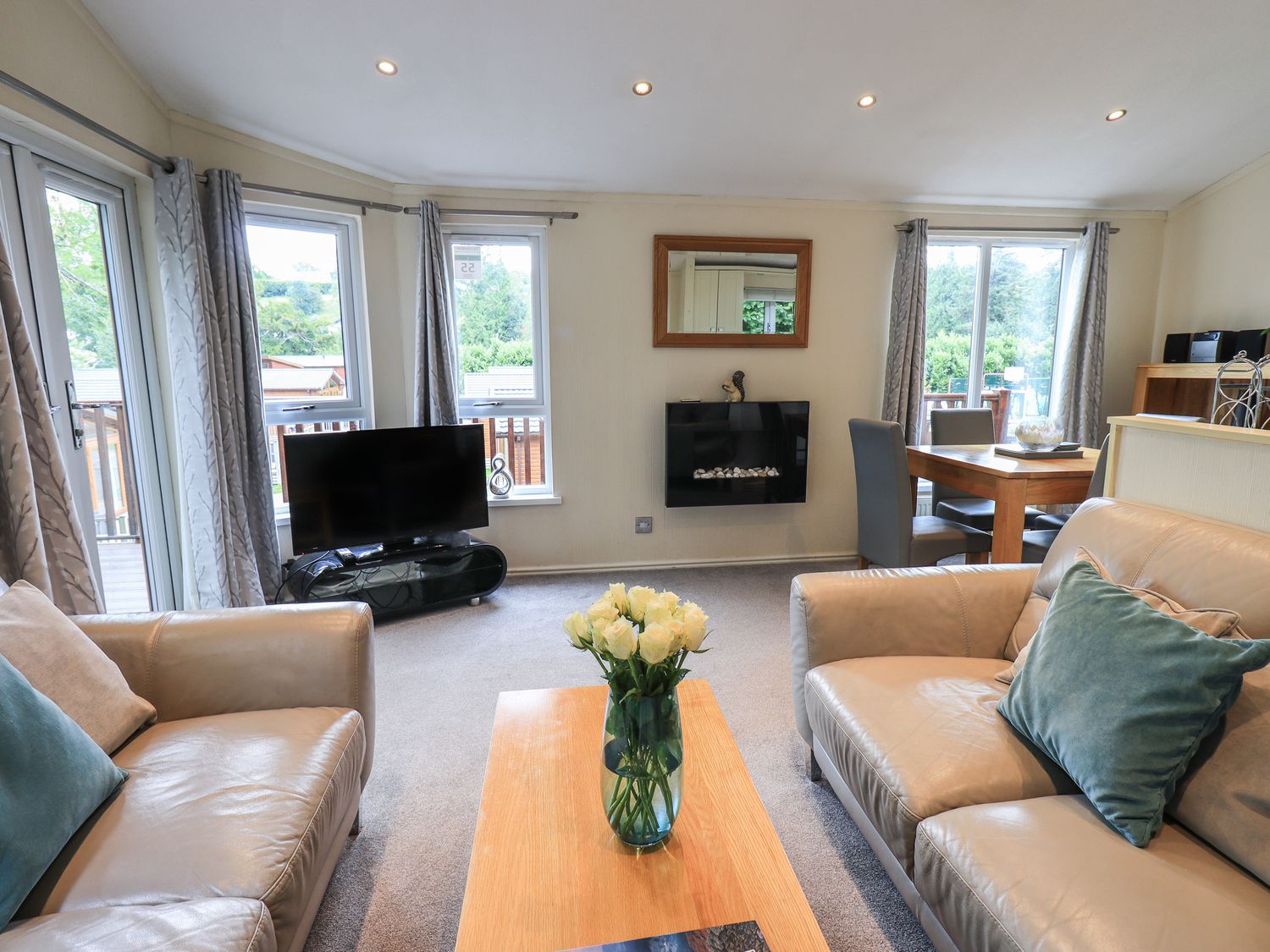 Acorn Bank Lodge, Bowness-On-Windermere