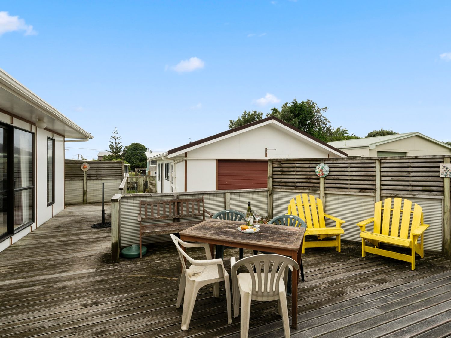 Hit The Beach - Waitarere Beach Holiday Home                     photo 25