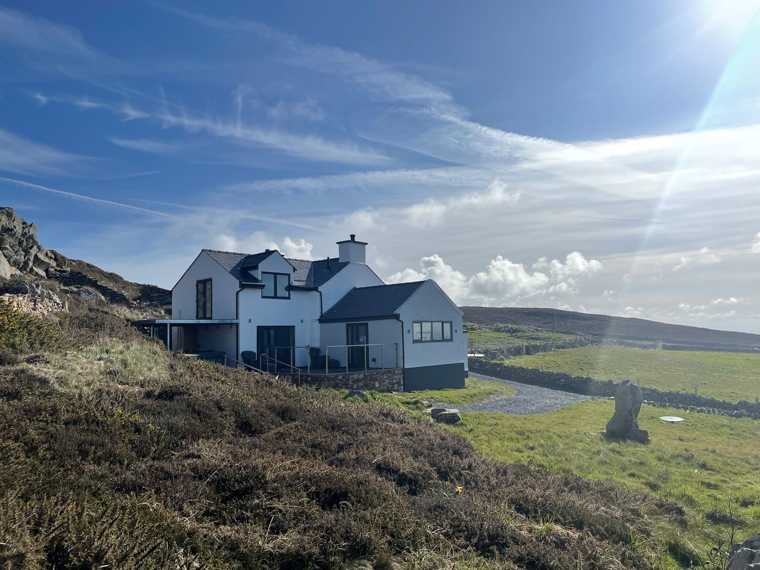 Goferydd, Holyhead