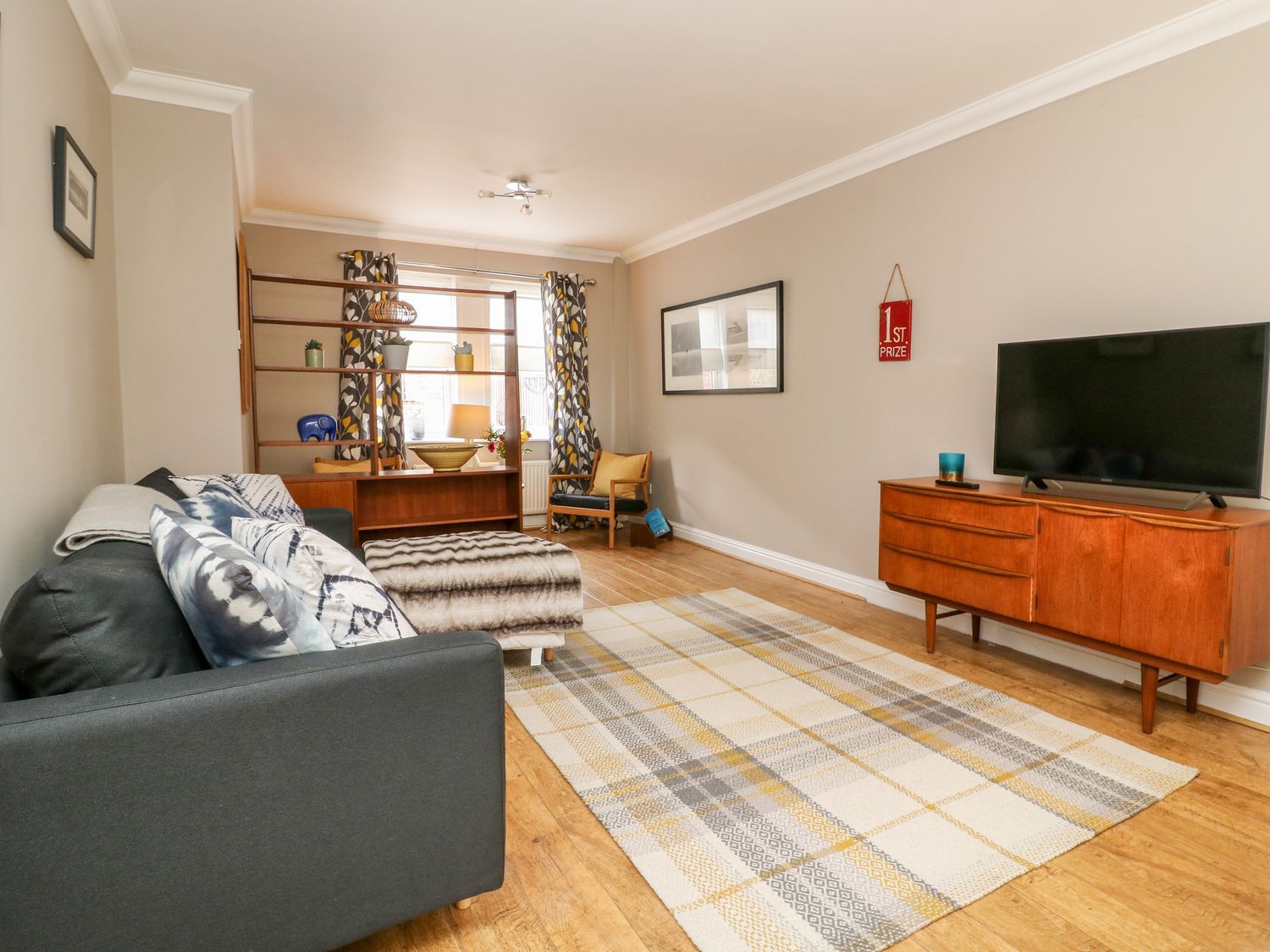 8 Williamson Drive Ripon ( Ref 1070041 ) Ripon North Yorkshire holiday cottage sleeps 4 guests