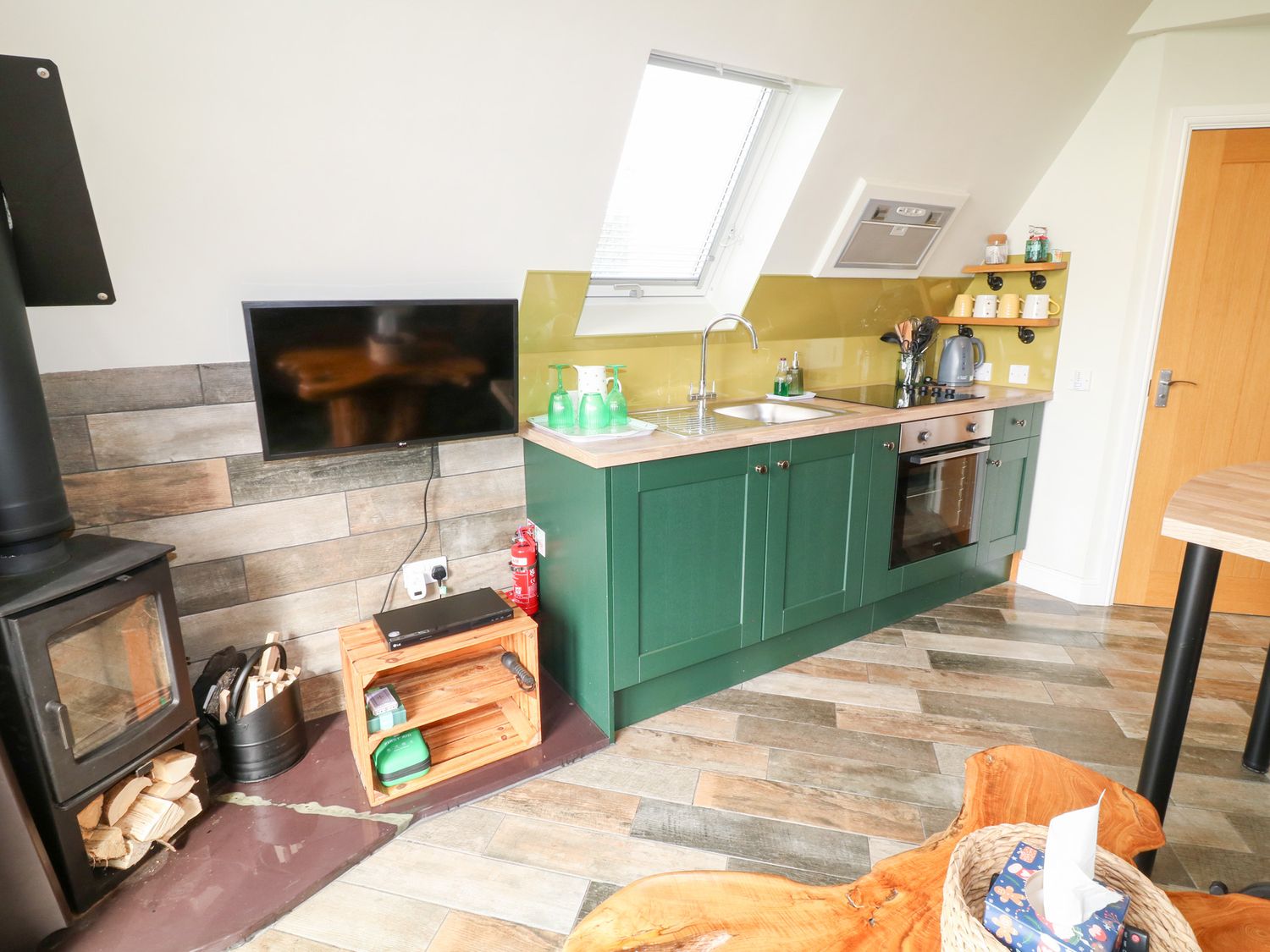 Buttercup Lodge, Misterton
