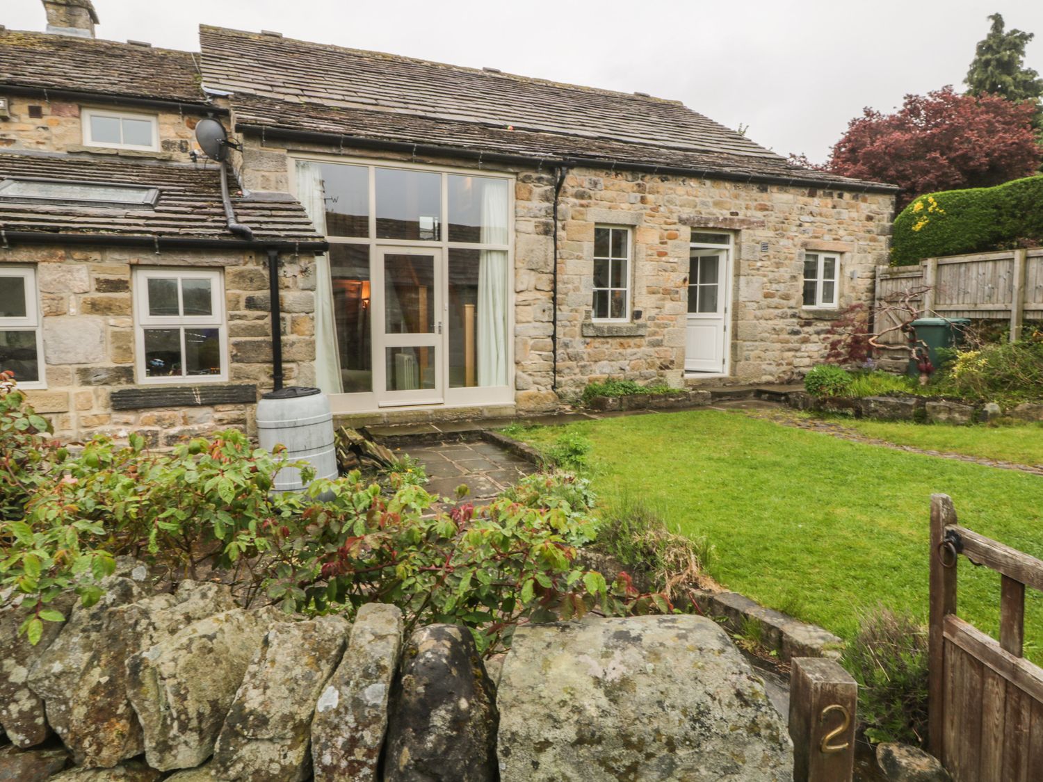 2 Manor Garth Barn | Addingham | Yorkshire Dales | Self Catering ...