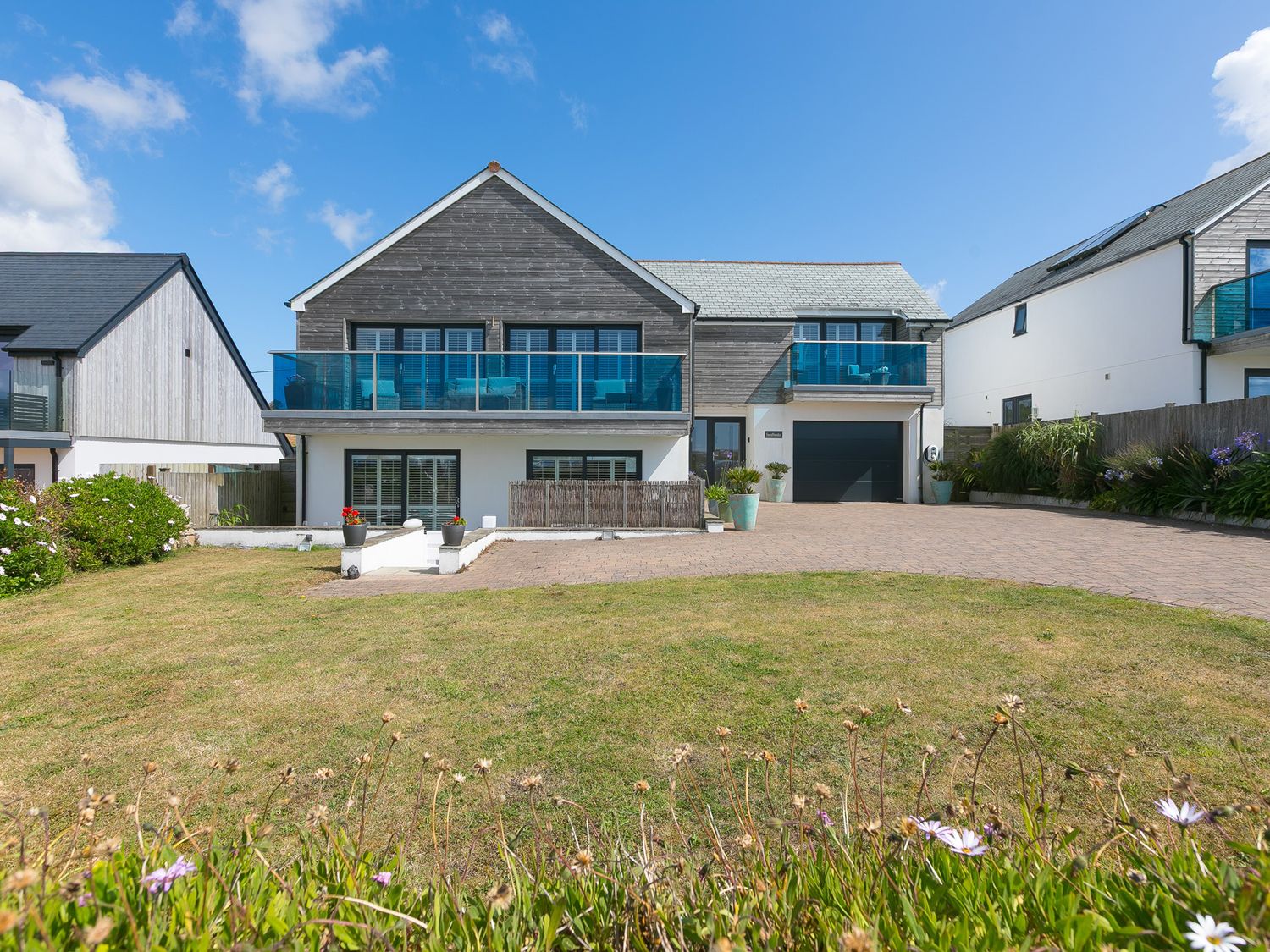 Sandbanks, Praa Sands