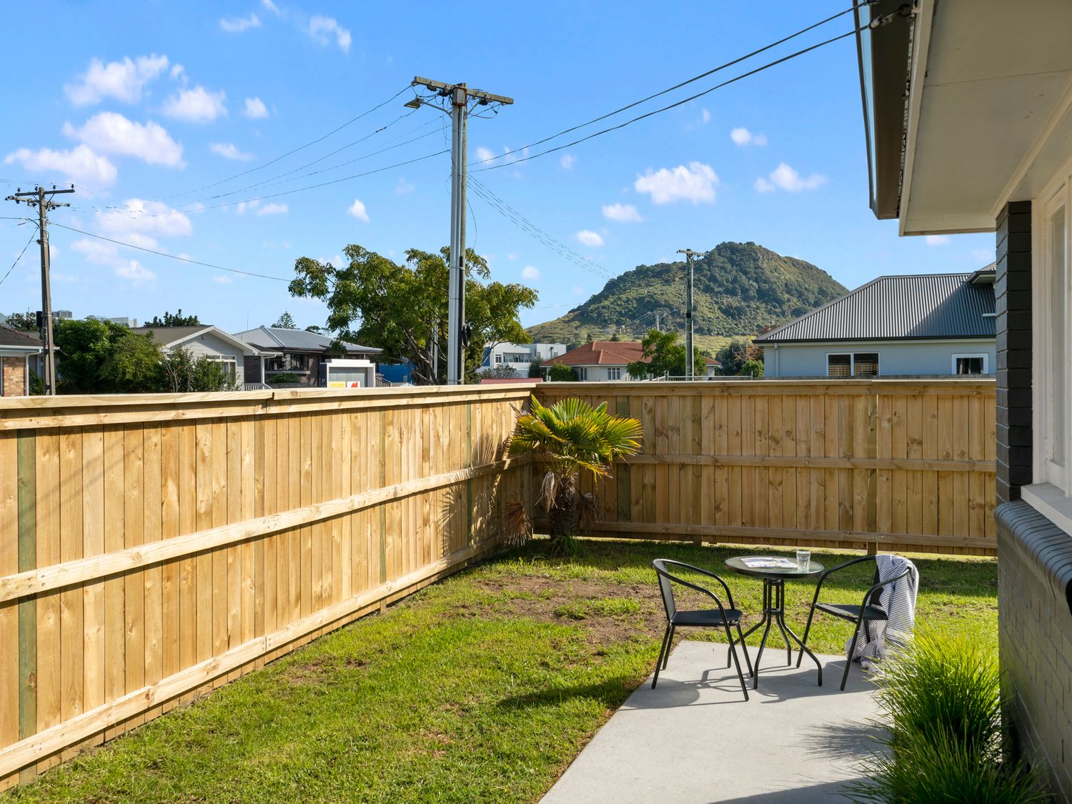 Bach on Pitau - Mt Maunganui Holiday Home                     photo 18