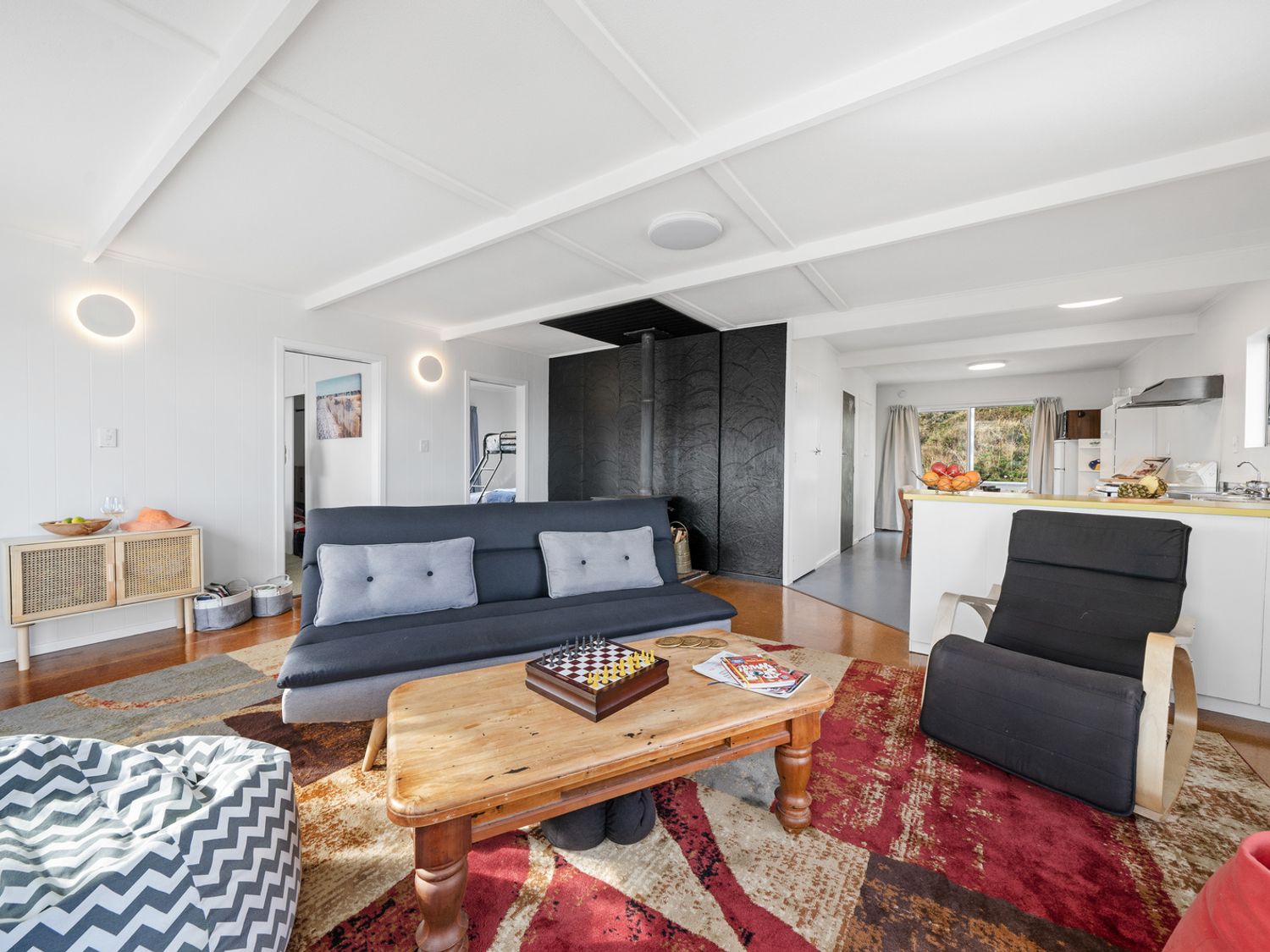 Lendale Bach - Lake Ferry Holiday Home                     photo 2