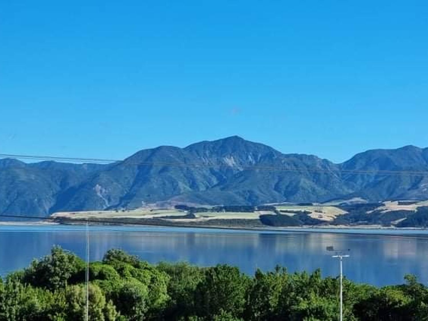 Lendale Bach - Lake Ferry Holiday Home                     photo 19
