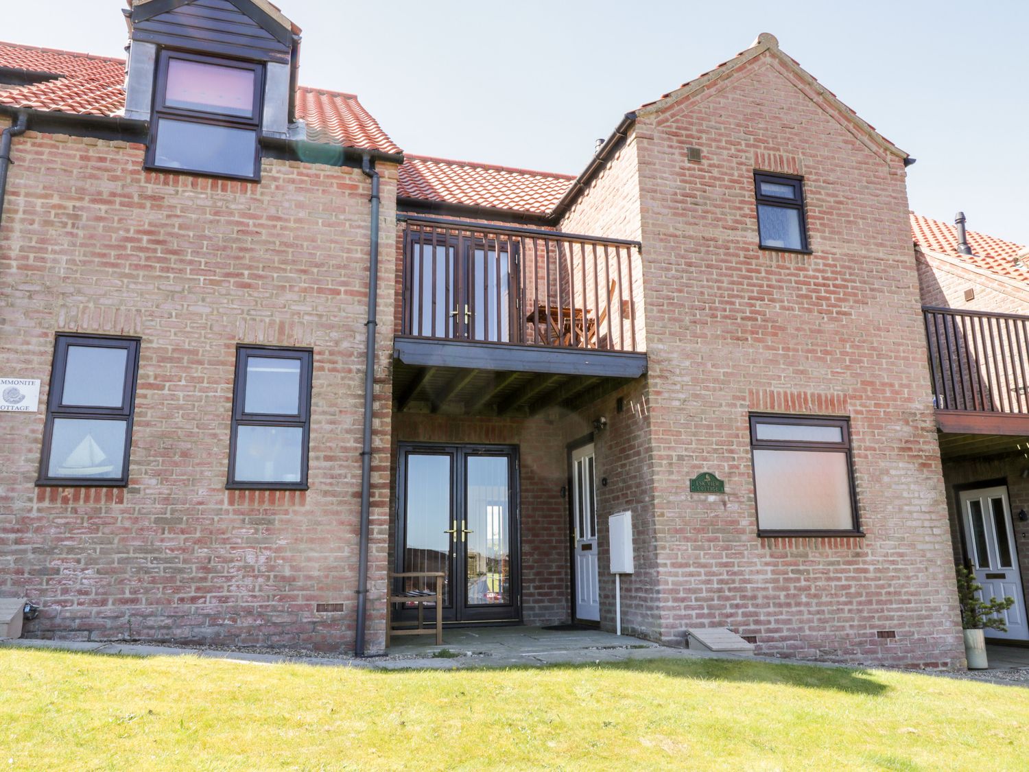 Esk View Whitby ( Ref 1075732 ) Self catering holiday cottage rental in Whitby North Yorkshire