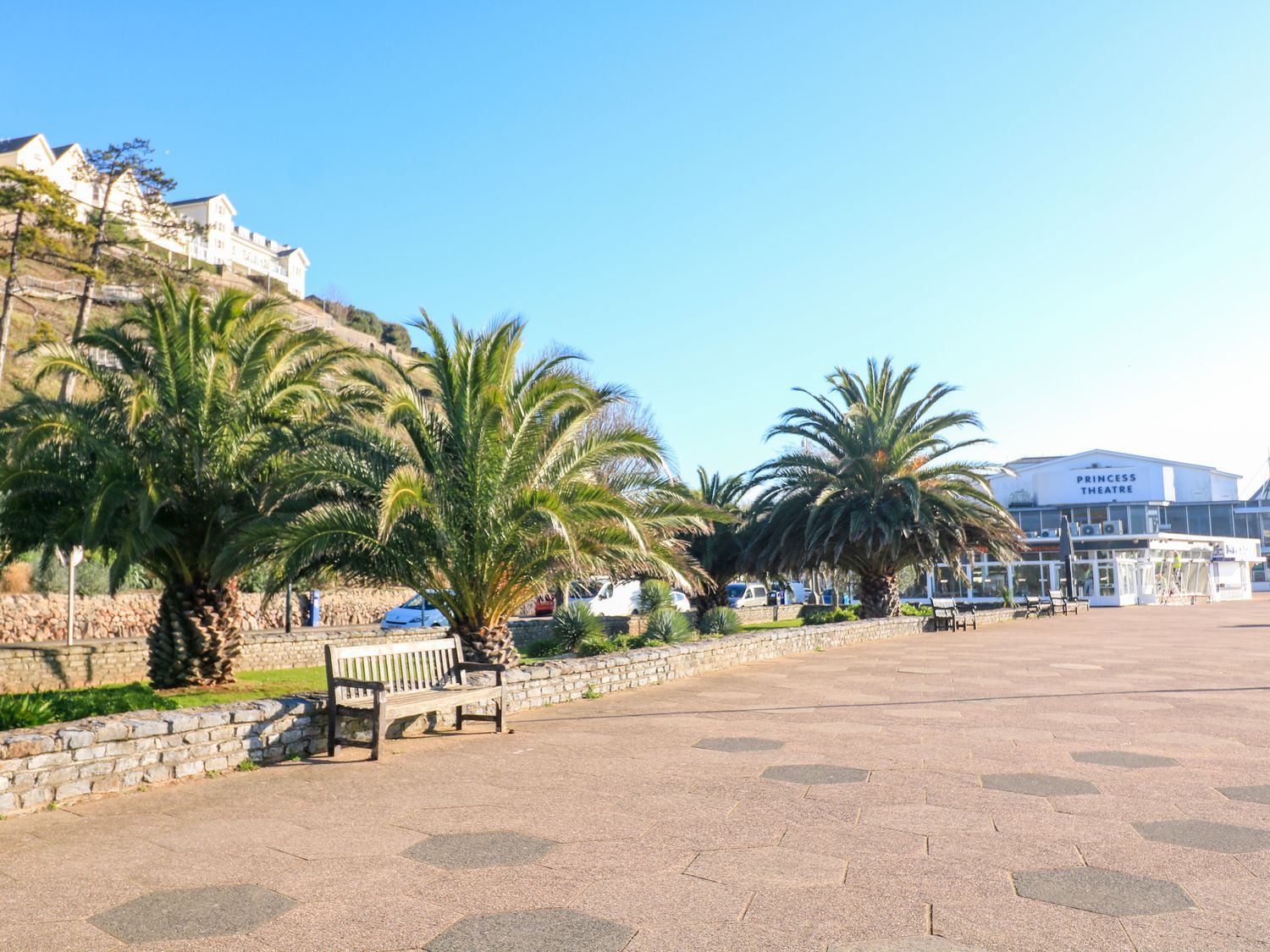 Flat 3 Channel View, Torquay