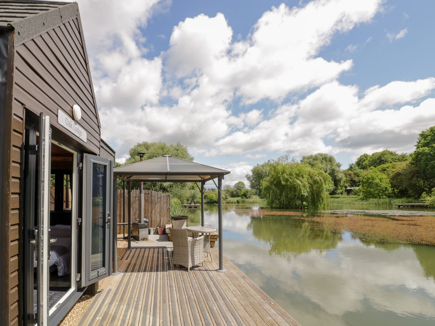 Oak Lodge, Chacombe