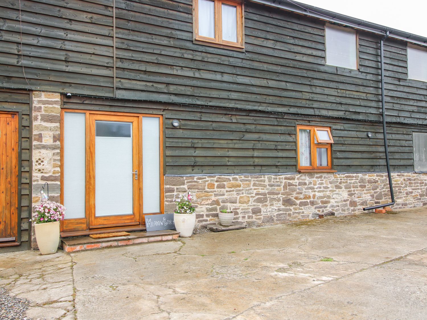 Meadow Barn, Aston On Clun