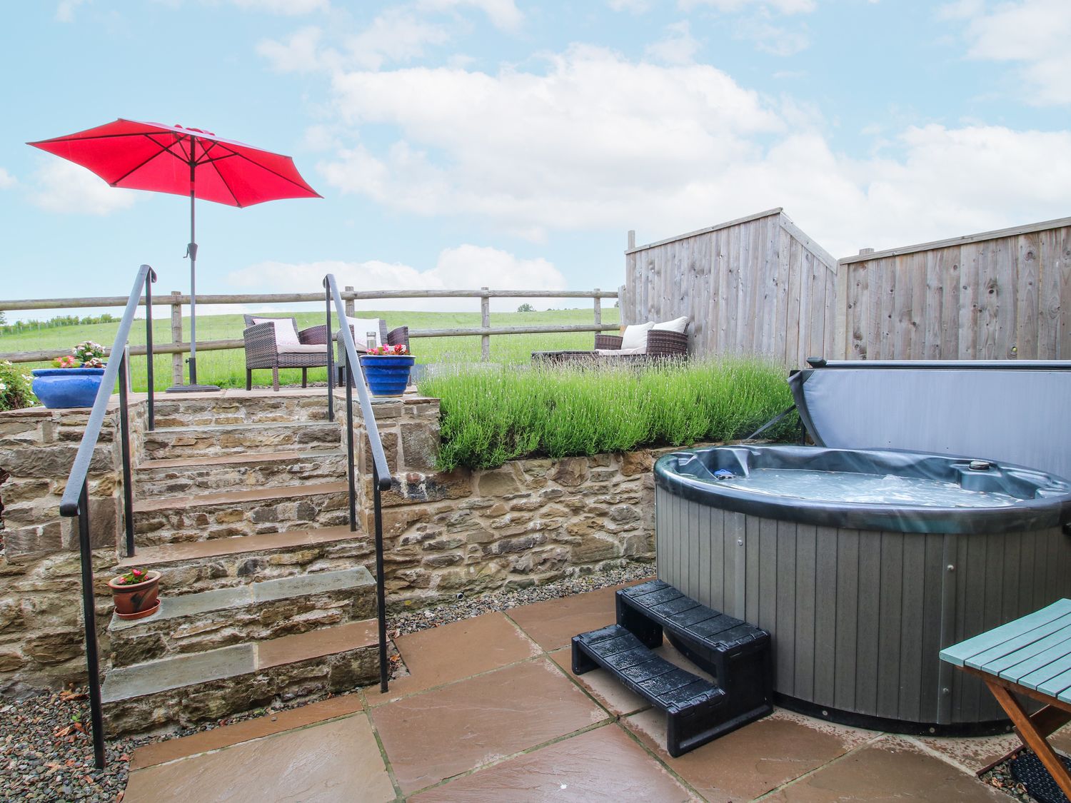 Meadow Barn, Aston On Clun