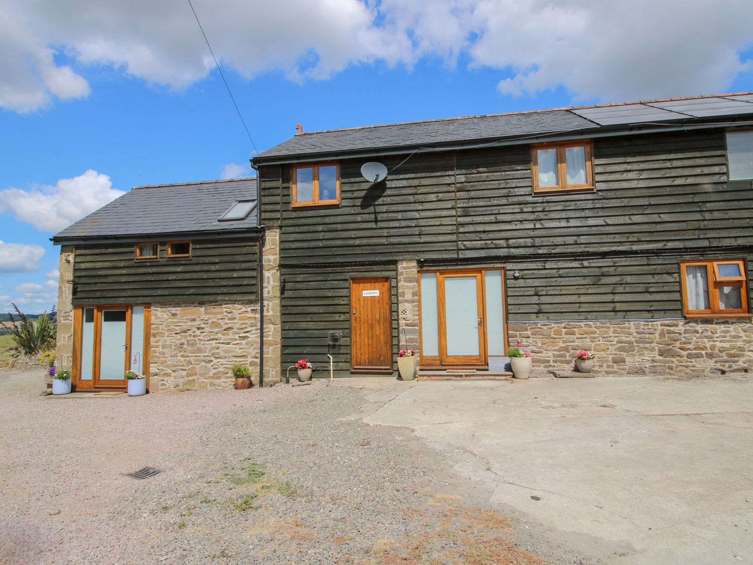 Meadow Barn, Aston On Clun