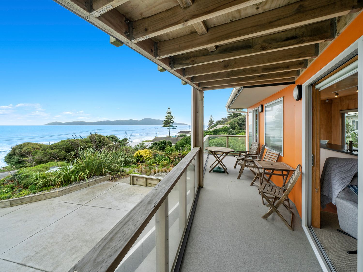 Rippling Waves Lookout - Raumati South Home -  - 1079778 - photo 1