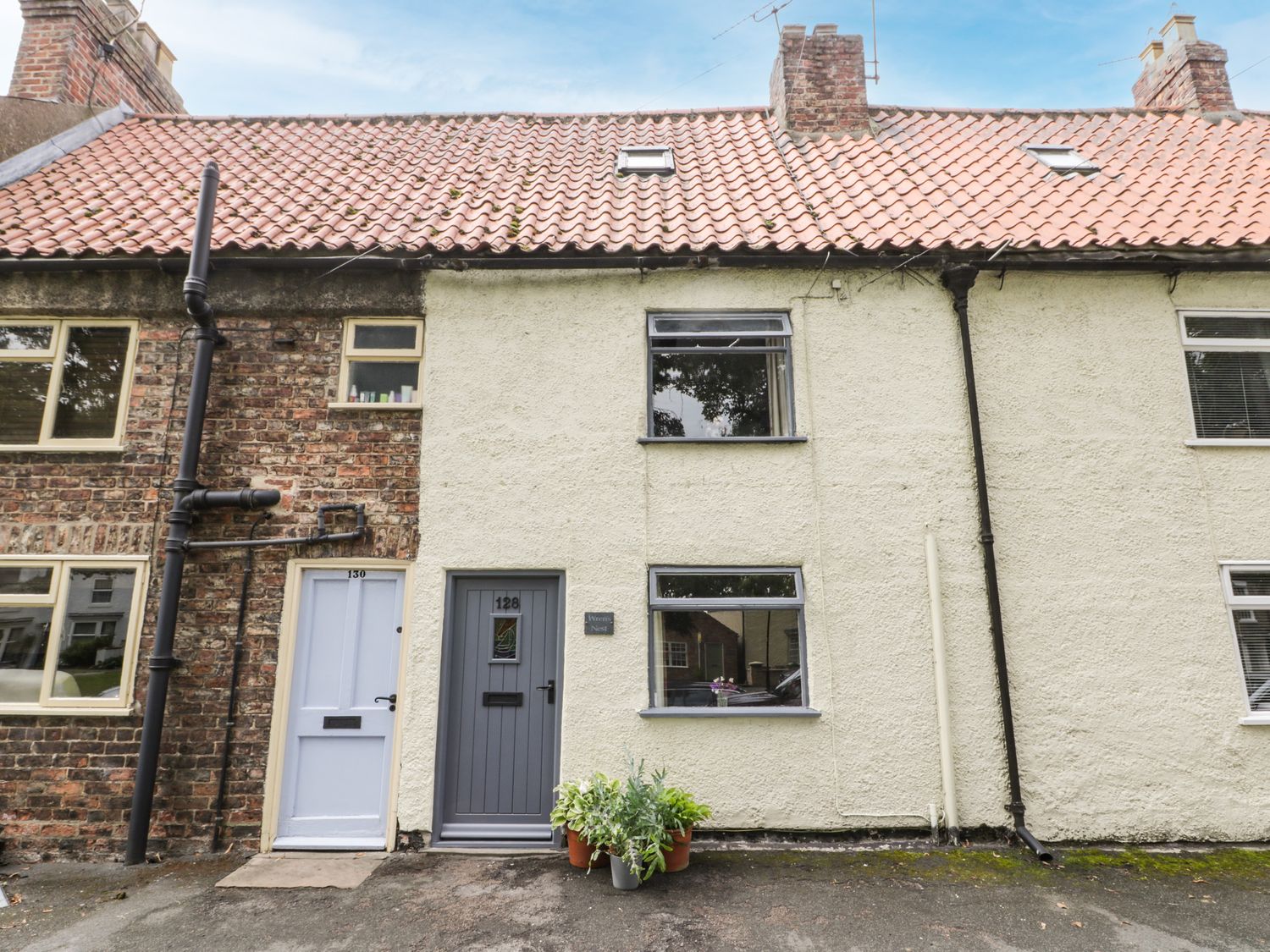 Photo of Wrens Nest Sowerby ( Ref 1079970 ) Holiday cottage near Thirsk North Yorkshire sleeps 4