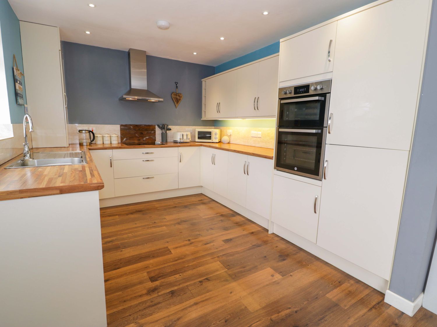 Cae Berllan, Pwllheli